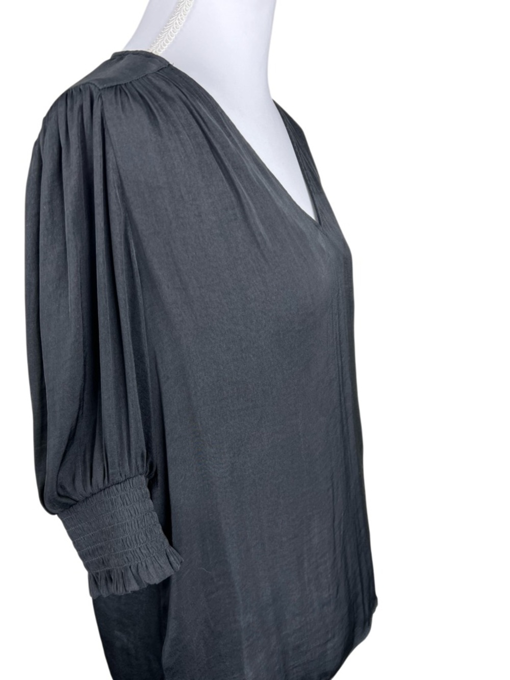 Maison d’Amélie Paris Black V-Neck Blouse Size Medium Smocked Sleeve Top - Picture 3 of 7